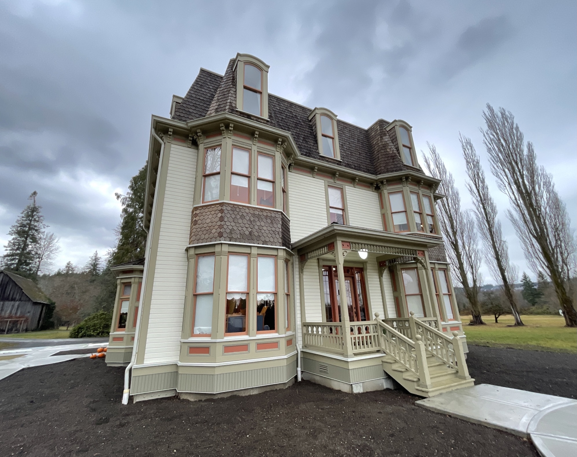 Romantic Getaway Puget Sound Worthington Mansion SnohomishTalk