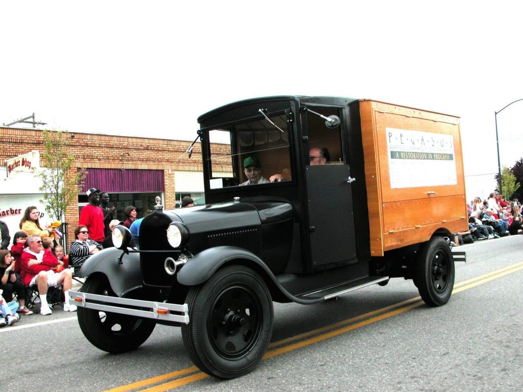 Everett Library's First Bookmobile in Washington