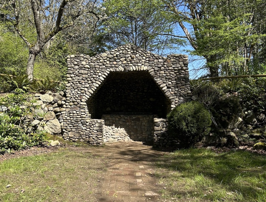 Saint Edward State Park